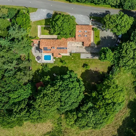 펜션 La Minoterie Pause Zen, & Piscine Prives 12 Personnes