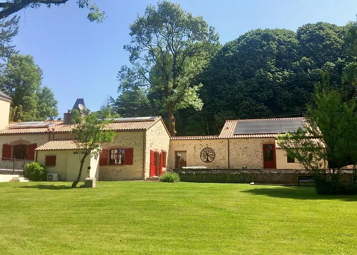 La Minoterie Pause Zen, & Piscine Prives 12 Personnes